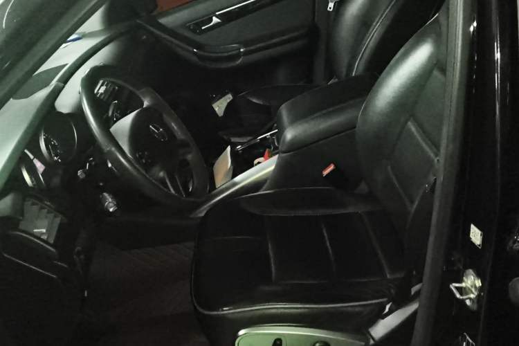 Used Mercedes-Benz R-Class 2017 R 320 4MATIC Business Edition Prestige Model
