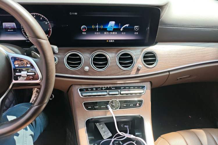 Used Mercedes-Benz E-Class 2020 Restyled E 300 L Exclusive Edition Audio And AC Panel
