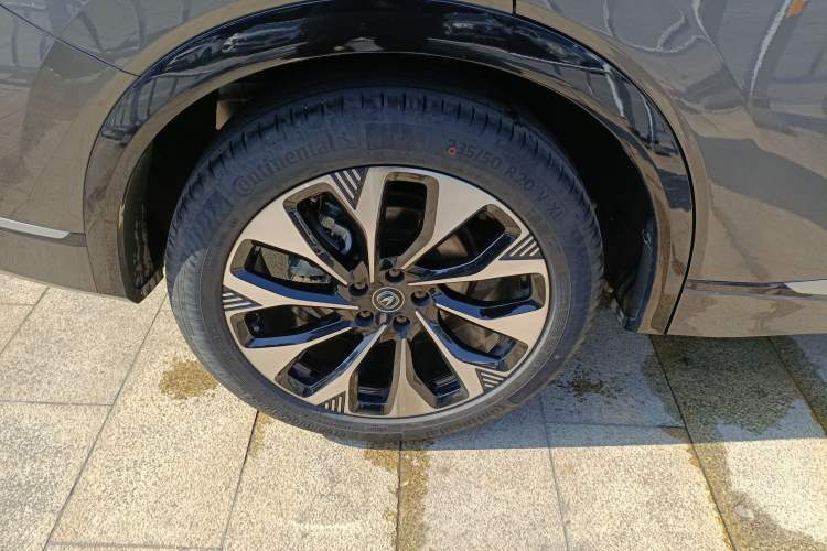 Used Changan CS75 PLUS 2025 4th Generation UItra 2.0T New Blue Whale Smart Intelligent Powertrain Version