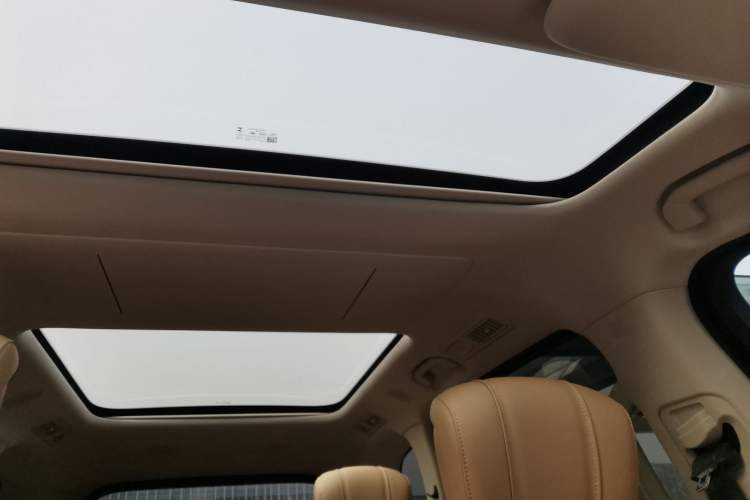 Used Chery T11 2026 Model 220 All-Wheel Drive Family Fun Edition
