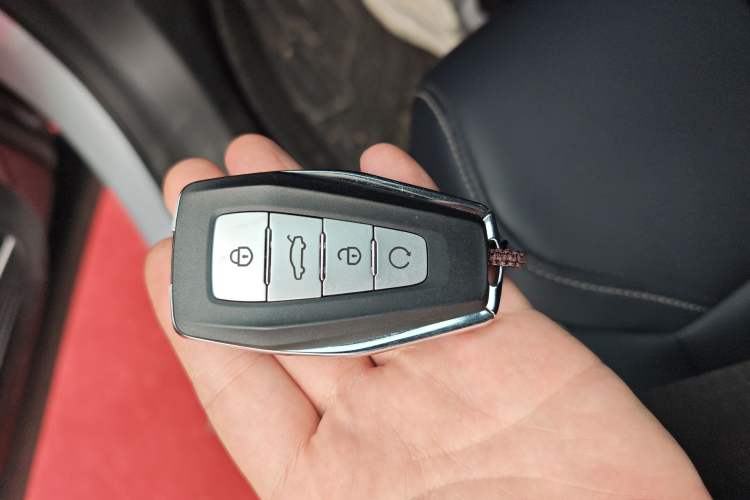 Used Geely Auto FX11 2023 1.5TD DCT Glory Edition
