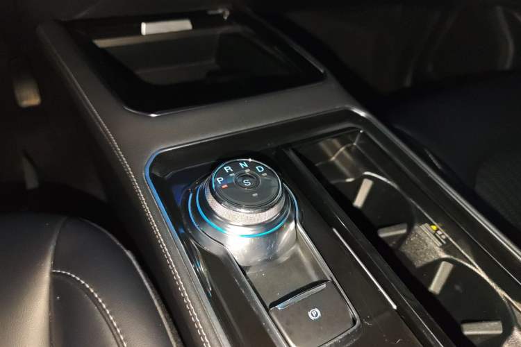 Used Ford Edge 2021 PLUS EcoBoost 245 Two-Wheel-Drive Elite 5-Seater