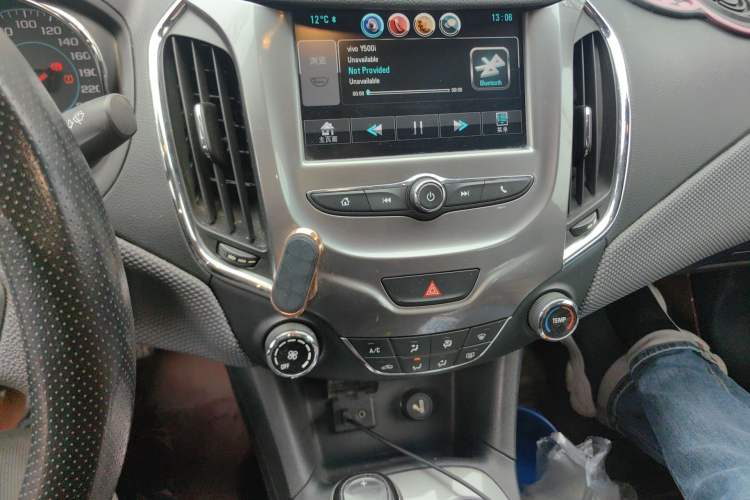 Used Chevrolet Cruze 2017 1.5L Automatic Pioneer Sunroof Edition Audio And AC Panel