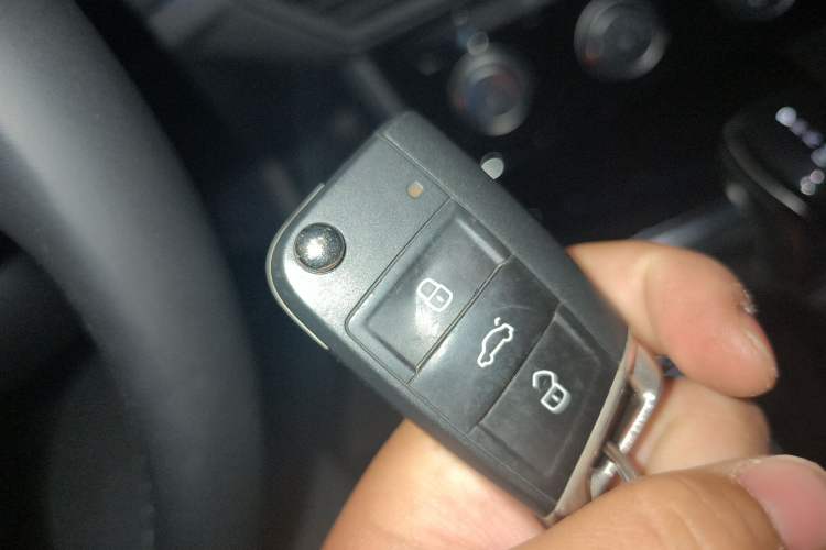 Used Volkswagen Sagitar 2020 200TSI DSG Comfort Version China VI Standard Vehicle Key