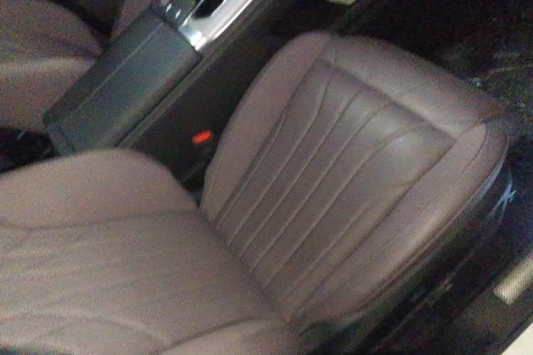 Used Chery Tiggo 9 2025 2.0T Automatic Two-Wheel Drive Luxury Edition 5 Seats
