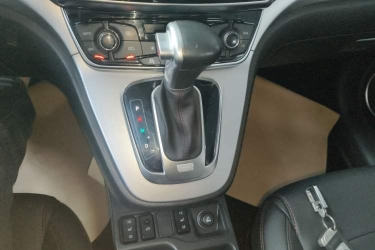 Used Haval H6 2017 Restyled Red-Label Sport Version 1.5T Automatic Two-Wheel Drive Luxury Trim