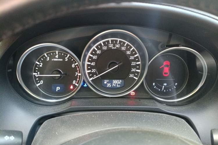 Used Mazda Atenza 2017 2.5L Blue Sky Prestige Edition
