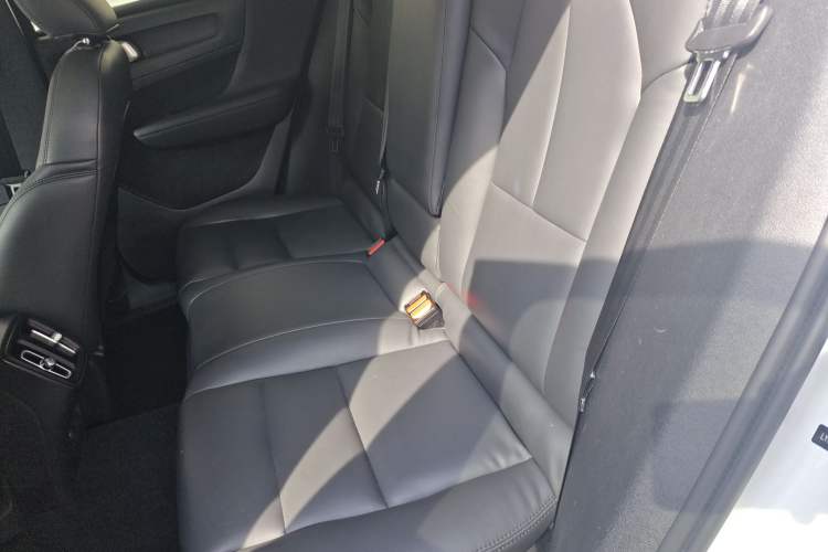 Used Volvo XC40 2021 T4 4x4 SmartDrive Fashion Edition
