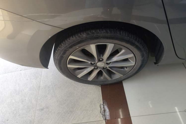 Used Buick GL6 2019 18T 6-Seater Connected Luxury Version China VI Standard