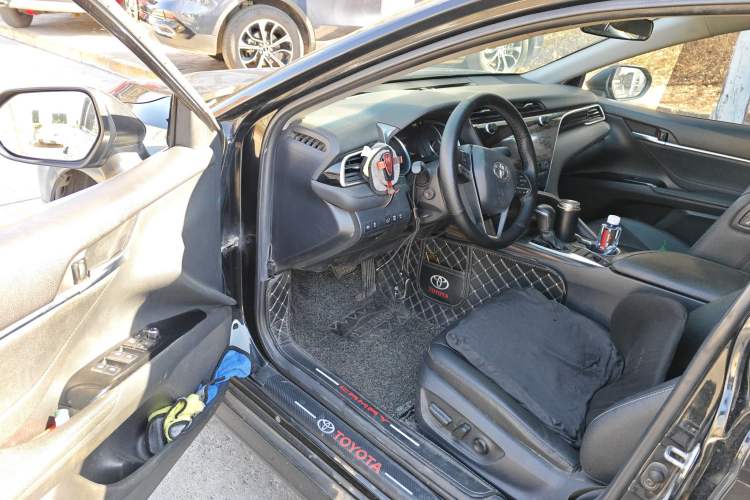 Used Toyota Camry 2019 Revised Version 2.0G Luxury Edition