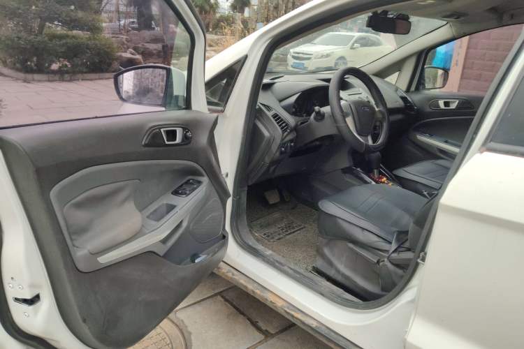 Used Ford EcoSport 2013 1.5L Automatic Fashion Model