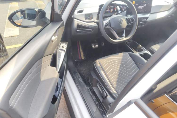 Used Volkswagen ID.3 2024 Pure & Smart Edition
