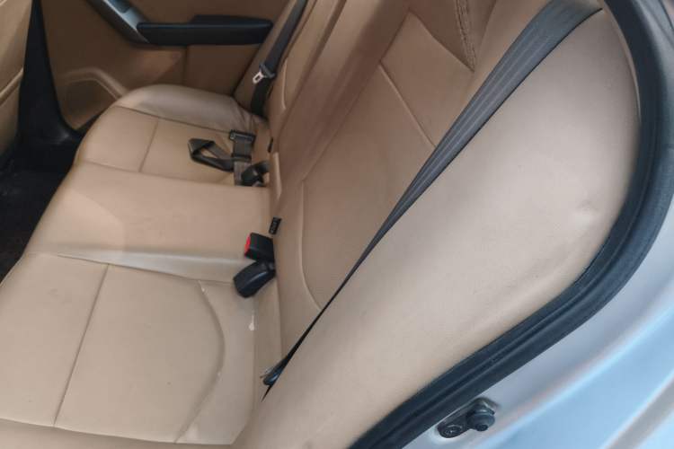 Used Kia Forte 2011 1.6L MT GLS