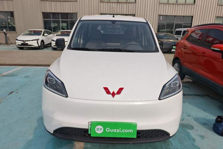Used Wuling Hongguang New Energy 2024 All-Electric Model 300KM Standard Version
