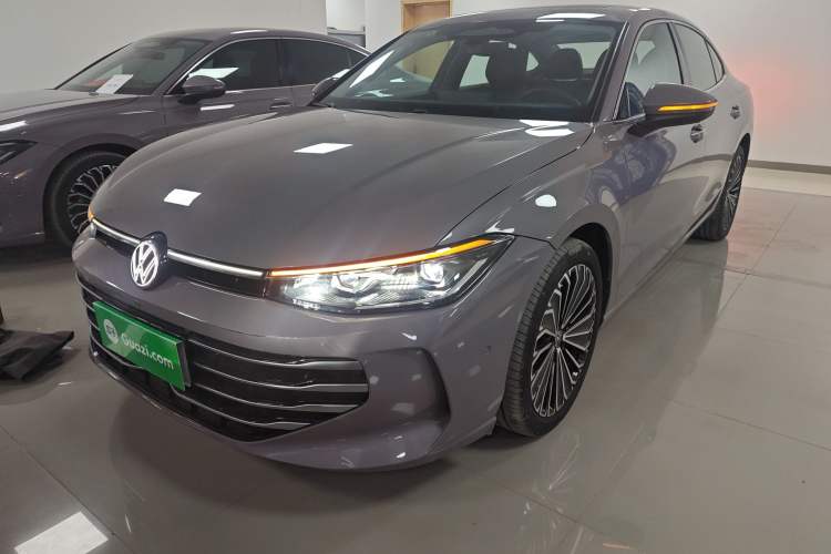 Used Volkswagen Passat 2025 Pro 380TSI Dragon Supreme Edition