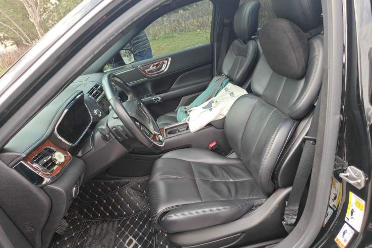 Used Lincoln Continental 2018 2.0T Two-Wheel Drive Deluxe Edition Left Front Seat