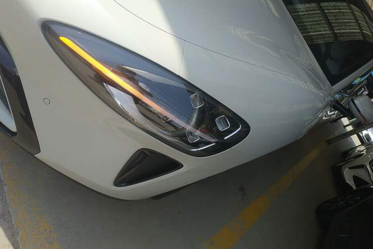 Used Xiaomi Auto SU7 2024 Rear-Drive Long-Range Intelligent Driving Version
