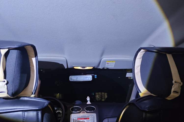 Used Ford Focus 2013 Hatchback Classic 1.8L Automatic Base Model Headliner