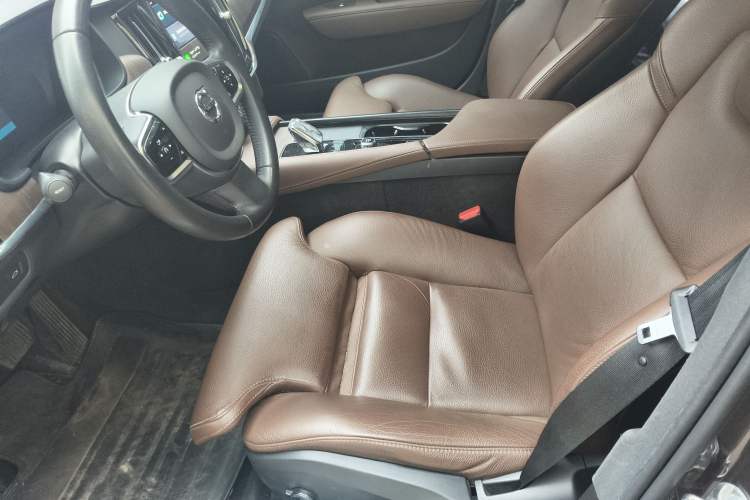 Used Volvo S90 2022 B5 Zhiyuan Luxury Edition