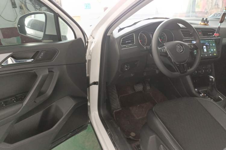 Used Volkswagen Tiguan L 2019 330TSI Automatic Two-Wheel Drive Luxury Edition China VI Standard