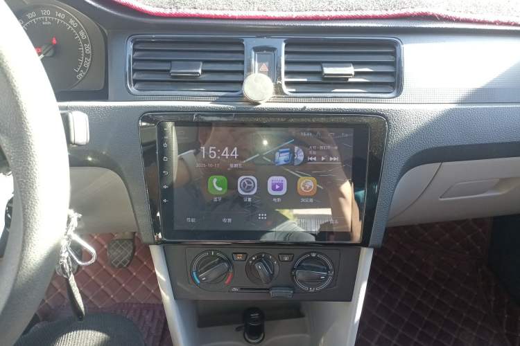 Used Skoda Rapid 2015 1.4L Manual Enjoyment Model