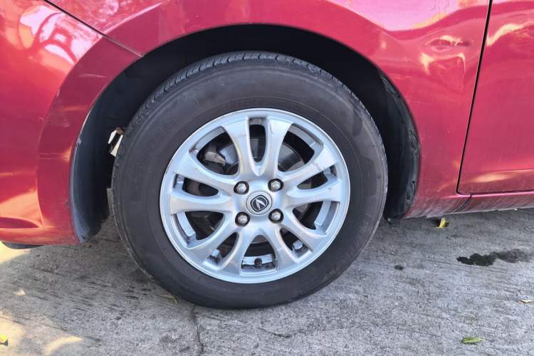 Used Changan Alsvin V3 2015 1.4L Manual Meiman Model China IV Standard
