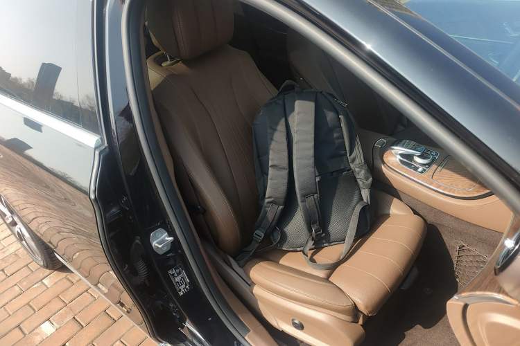 Used Mercedes-Benz E-Class 2018 Facelift E 200 L 4MATIC Right Front Seat