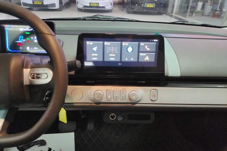 Used CHANGAN NEVO Lumin 2025 205 km Xiangqin Version Audio And AC Panel