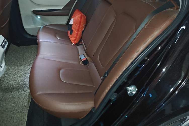 Used Hyundai Mistra 2021 1.8L CVT LUX Premium Edition