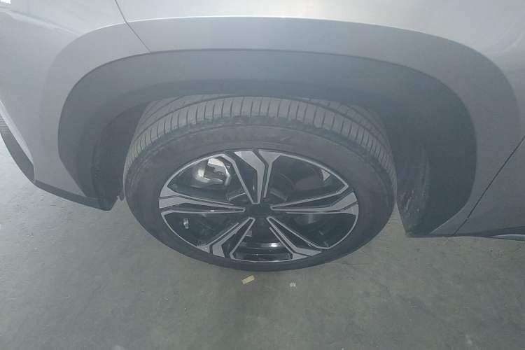 Used Geely Galaxy L7 2025 EM-i 115km Exploration+ Edition
