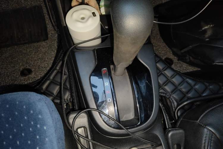 Used Honda Fit 2014 1.5L LX CVT Comfort Model Gear Lever