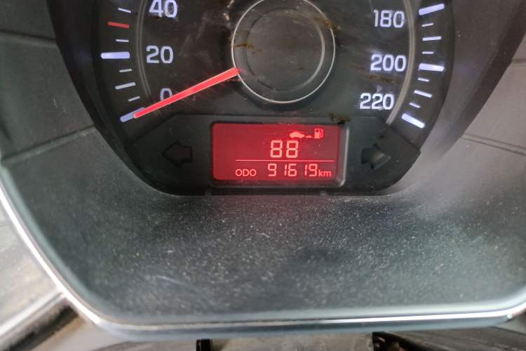 Used Kia K2 2012 Sedan 1.4L MT GL Commemorative Edition