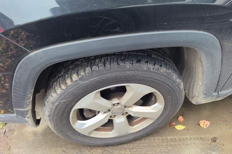 Used Jeep Compass 2017 200T Automatic Family Edition
