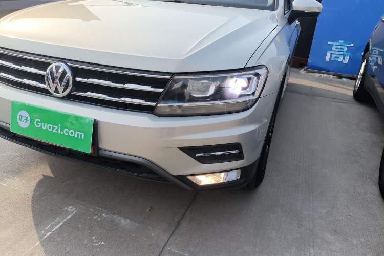 Used Volkswagen Tiguan L 2017 330TSI Automatic Two-Wheel Drive Luxury Edition