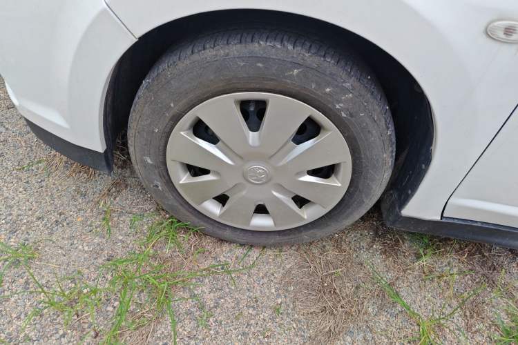 Used Venucia R50 2016 1.6L Automatic Elite Edition
