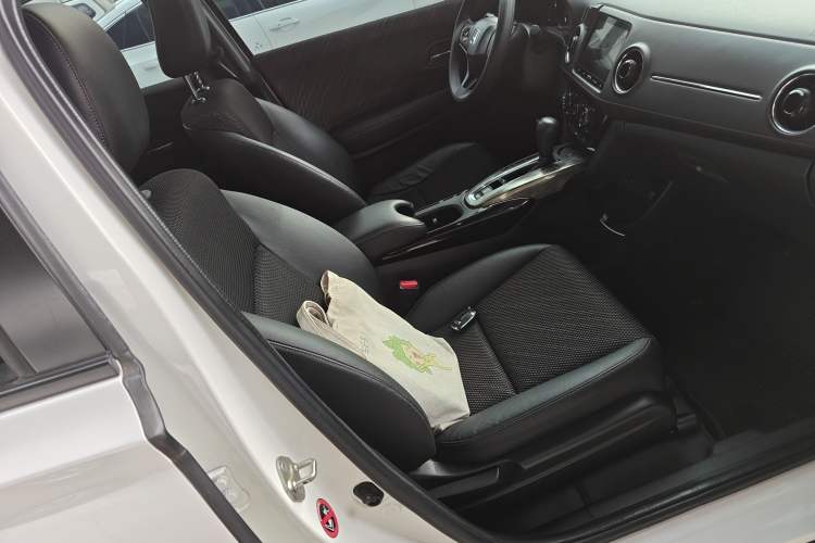 Used Honda XR-V 2017 1.8L EXi CVT Comfort Version