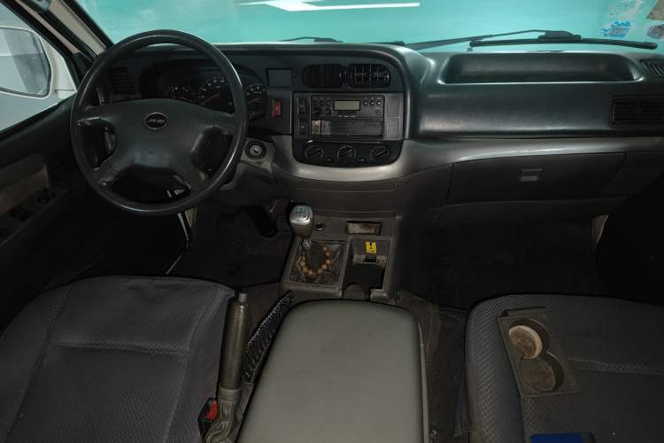 Used Jinbei Hiace 2011 2.0L 5th Generation Kuaiyunwang Comfort Type K 4G19