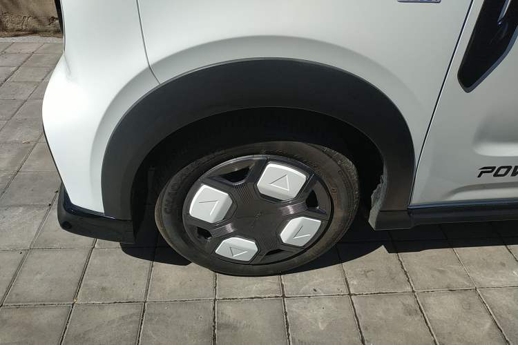 Used Geely Galaxy Panda 2025 210km Panda Kart Exterior 1