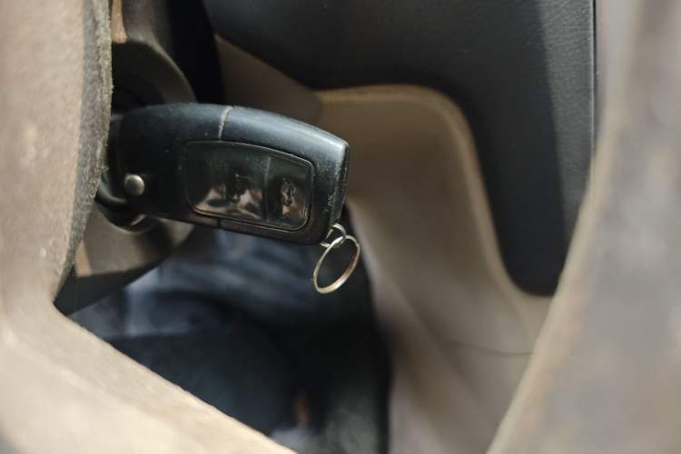 Used Ford Focus 2011 Sedan 1.8L Manual Classic Model
