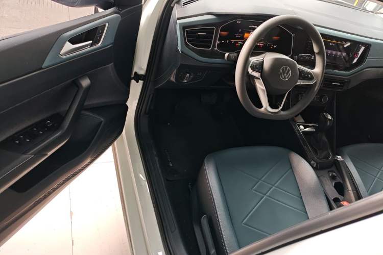 Used Volkswagen Lavida 2023 New Sharp 1.5L Automatic Outstanding New Vision Edition