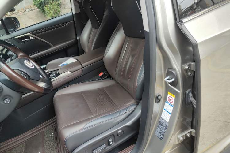 Used Lexus RX 2016 300 4x4 Elegant Edition China V-standard
