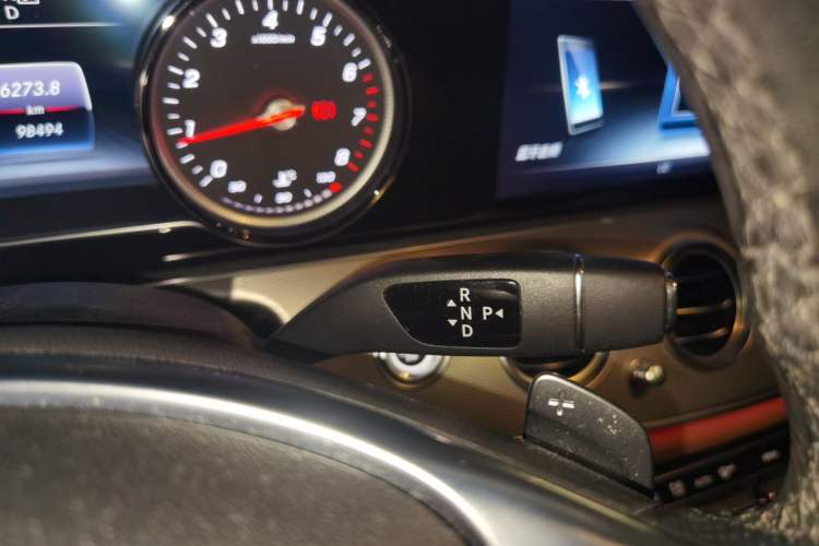 Used Mercedes-Benz E-Class 2017 E 200 Sport Gear Lever