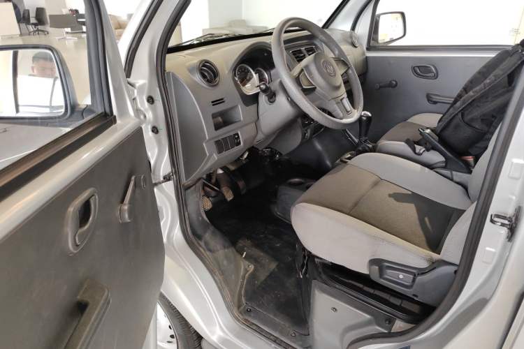 Used Dongfeng Xiaokang K07S 2019 1.2L Practical Version China VI Standard DK12
