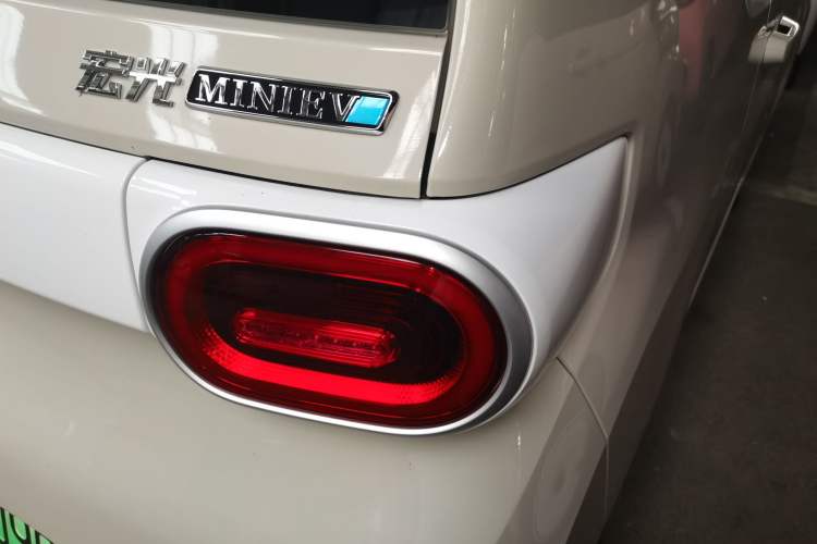 Used Wuling Hongguang MINIEV 2024 3rd Generation 215km Youth Edition