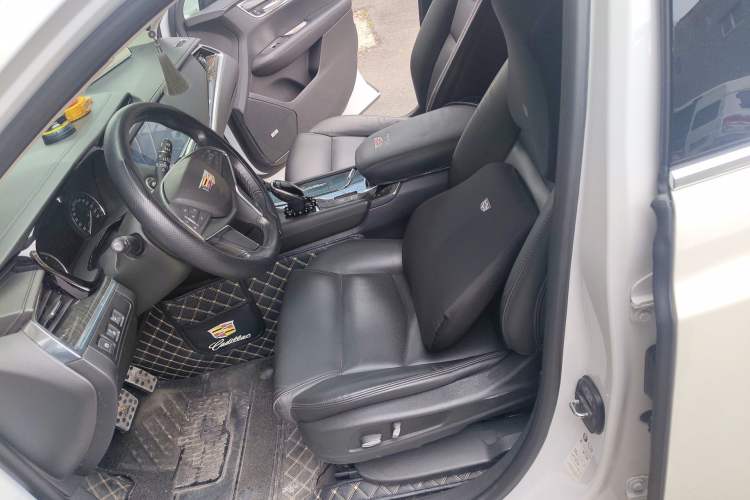 Used Cadillac XT5 2018 25T Luxury Model