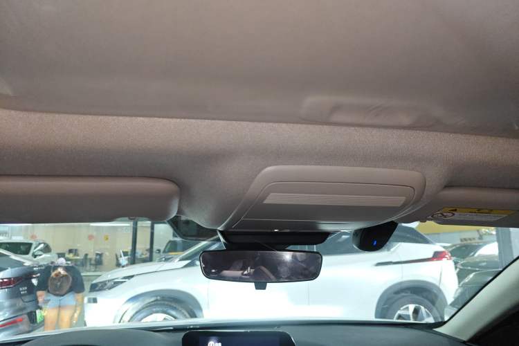 Used Mazda 3 Axela 2023 2.0L Automatic ZhiZhen Edition Headliner