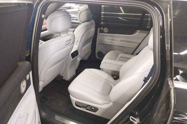 Used Hima AITO M9 2024 Range-Extended Ultra Version 42 kWh 6-Seater Model
