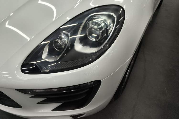 Used Porsche Macan 2017 Macan 2.0T Left Front Headlight