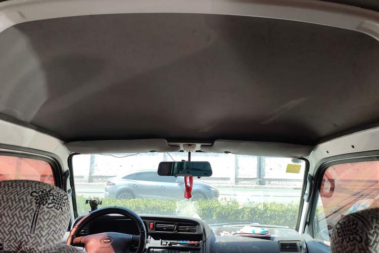 Used Jinbei Hiace 2011 2.5T Fifth-Generation Entrepreneur Edition Luxury Version YC4FB90-36