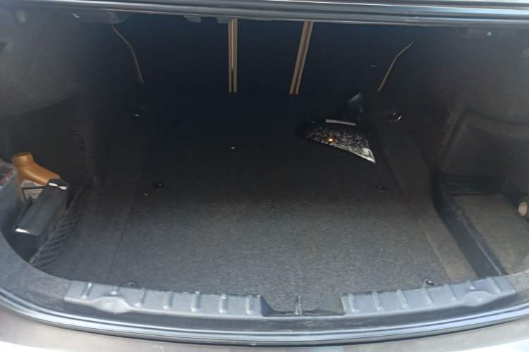 Used BMW 3 Series 2014 320i Active Edition
